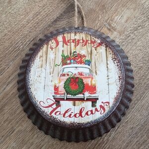 Vintage Holiday Wall Decor with Red Car Design